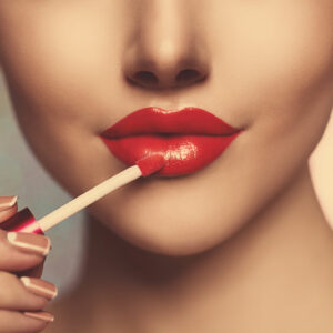 Avoid these 5 common lipstick mistakes