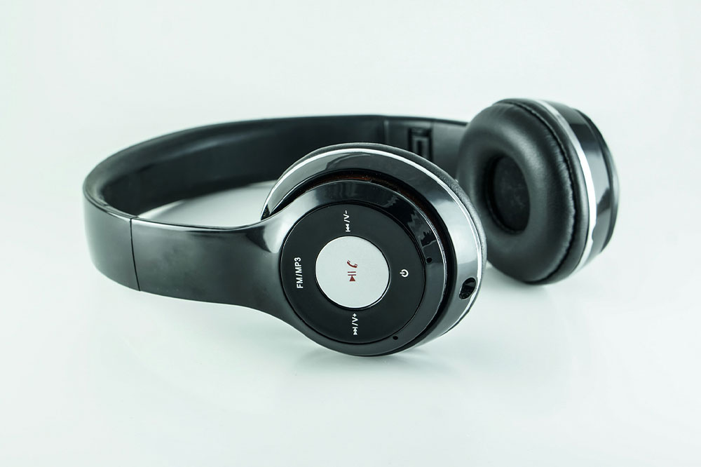 5 things to keep in mind when purchasing headphones