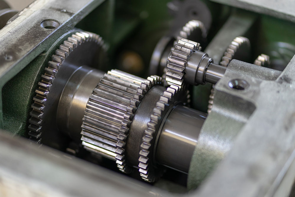 4 tips for industrial machine maintenance